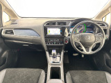 いつでも気持ちよく運転できて、使い勝手のいい収納や体をケアするシート、細部にまでこだわったインテリア♪