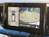 アラウンドビューモニター(全方位カメラ)付きなので、狭い道も車庫入れも丸見えで安心!ソナーで障害物を警告するのでバックが苦手な方も、得意な方も安全度UP!
