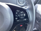 Hondaセンシングの機能のひとつ、アダプティブクルーズコントロール付!アクセルから足を離しても設定したスピードと前車との車間を保ち走行してくれます!車線維持もアシスト☆高速道路で疲労軽減ですね☆
