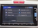 純正ナビです。AM/FM、CDはもちろんBluetoothでお好きな音楽お楽しみいただけます。