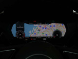 メーターパネル内に高解像度の液晶ディスプレイを配置。ディスプレイ内に地図が表示され、ナビゲーションの確認の際にドライバーは視線の移動を少なくすることができます。