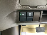 【パーキングセンサー】駐車も出庫もスムーズに。自車の障害物を検知して知らせてくれるので安心ですね!