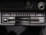 ★ETC(DSRC)が装備されています!!社外品とは違い収まりの良いデザインが人気!高速道路を利用する際は必需品ですよね!!ストレス無く料金所を通過出来ます!!