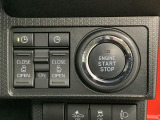 【両側電動スライドドア】リア両側は電動スライドドア!軽い操作で簡単開閉、狭い駐車場など乗り降り快適で強風時も安心です♪
