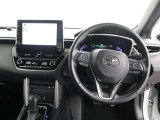 運転席から見たハンドルダッシュまわりになります。