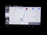 ナビゲーションを装備。多彩な機能で快適ドライブをアシスト。オーディオ機能も充実していますね。