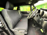 運転席シート廻りは使用感も少なく、良好な状態となっています。丁寧に使われていたことがよくわかりますね。