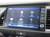 ナビゲーションは純正9インチメモリーナビ(VXU-245FTi)を装着しております。AM、FM、CD、DVD再生、Bluetooth、音楽録音再生、フルセグTVがご使用いただけます。