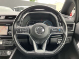 ステアリングスイッチ搭載!ハンドルひとつで手を離さなくても運転中視線をそらさなくても操作が出来て便利です