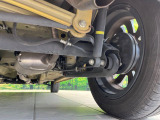 お車を安心してお乗りいただく為には、足回りの定期点検が欠かせません。サービスサポート(有償保証)では無料点検もご提供しており、安心のカーライフをお過ごしいただけるサポート体制が整っています。
