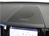 【harman/kardon】世界のオーディオファン垂涎のプレミアムサウンドシステムを搭載。原音に近い音場空間を忠実に再現。乗る人すべてに最良の音響体験を提供します。