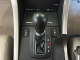 【シートヒーター】運転席、助手席にはシートヒーターが装備されております。冬場寒い時期や、夏場でも車内のエアコンが苦手な方には嬉しい装備です!