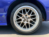 気になるお車がありましたら右の電話番号から直接お店にお問い合わせください。支払方法から車両情報、状態までなんでもご説明させて頂きます。スタッフ一同ご連絡お待ちしております。