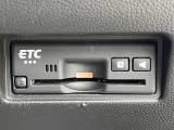 【ETC】高速道路の料金所をストレスなく通過!話題のスポットやサービスエリアに多い「スマートIC」利用時は必須のアイテムです。当店でセットアップを実施、ご納車当日からすぐにご利用いただけます!