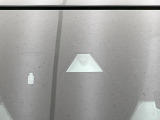 【i-ACTIVESENSE】走行中に前方の車両等を認識し、衝突しそうな時は警報とブレーキで衝突回避と被害軽減をアシスト。より安全にドライブをお楽しみいただけます。