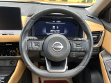 【純正革巻きステアリング】上質な革を使用することで、手にしっかり馴染みとても運転しやすいハンドルです♪