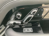 【20ウェイ電動フロントシート】クッション前後、クッション高さ、クッションチルト、電動リクライニング、電動クッションボルスター、4ウェイランバーの調節で最適なポジションで運転をお楽しみいただけます。