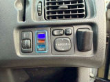 気になるお車がありましたら右の電話番号から直接お店にお問い合わせください。支払方法から車両情報、状態までなんでもご説明させて頂きます。スタッフ一同ご連絡お待ちしております。