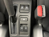 【前席シートヒーター】寒い日に重宝するシートヒーター!エアコンより早く温まってくれるので寒がりの人も安心ですね♪エアコンの温風は乾燥するから苦手、という方にもをおすすめです。