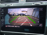 バックカメラで駐車も安心。死角を減らして、安全にサポート。初めての場所でもスムーズに、あなたの運転をもっと快適にしてくれます!