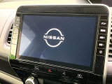 【大画面ナビ】人気の大型10インチナビを装備。存在感のある大画面はインパクト大!ナビ利用時のマップ表示は見やすく、テレビやDVDは臨場感がアップ!いつものドライブがグッと楽しくなります♪