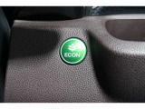 ECONボタンで低燃費モードに☆☆☆ECONスイッチを上手に使ってエコドライブ♪♪環境にもお財布にも優しい装備です☆☆☆
