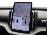 360&deg;ビューカメラは、自車を真上から見下ろすバードアイ映像を表示します。また、フロントビュー、リアビュー、サイドビューの単独表示や、自車周辺の様子を直感的に把握できる3D表示にも対応しています。