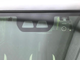 【スマートアシスト】走行中に前方の車両等を認識し、衝突しそうな時は警報とブレーキで衝突回避と被害軽減をアシスト。より安全にドライブをお楽しみいただけます。