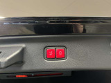 ゆったりとしたトランクルームでございます。たくさんのお荷物の車載が可能でございます。
