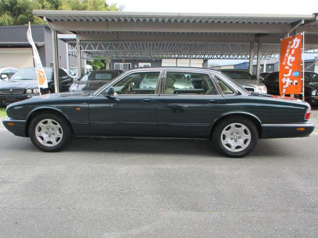 ジャガー XJ ソブリン 3.2 V8 後期モデル の中古車詳細 (70,000km 