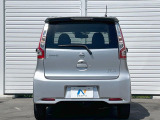 安心の最長10年・走行無制限保証(有償)をご用意。保証内容も充実はもちろん、無料点検&オイル交換や、年中無休の全国・24時間ロードサービスも付帯されておりますのでご安心下さい。