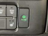 ★ECONスイッチ★ エコドライブを加速しよう!スイッチをONにすると、運転の仕方によるロスを抑え込み燃費をよくするようクルマが頑張ります(*^ー^*)燃費向上にチャレンジ♪