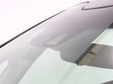 ホンダセンシング搭載。誤発進抑制機能・路外逸脱抑制機能・歩行者事故低減ステアリング・車線維持支援システム・先進車発進お知らせ機能など多彩な先進安全機能でより安全で快適なドライブを支援します。