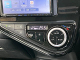 【オートエアコン】一度お好みの温度に設定すれば、車内の温度を検知し風量や温度を自動で調整。暑い&hellip;寒い&hellip;と何度もスイッチ操作をする必要はありません。快適な車内空間には必須の機能ですね♪