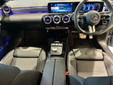 車両は屋内展示しておりますので天候に関係なくごゆっくりコンディションご確認頂けます。車両を倉庫へ保管している場合が御座いますのでご来店前に在庫確認頂けると幸いです。TEL072-784-8800