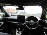 見通しのよいすっきりとした視界で、誰でも運転しやすいです。運転のしやすさは疲れにくさにも繋がりますよ♪