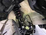 お車を安心してお乗りいただく為には、足回りの定期点検が欠かせません。サービスサポート(有償保証)では無料点検もご提供しており、安心のカーライフをお過ごしいただけるサポート体制が整っています。