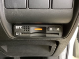 いまや快適なカーライフに欠かせないETCが付いています。