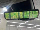 【デジタルインナーミラー】後席の大きな荷物や同乗者で後方が確認しづらい時でも安心!カメラが撮影した車両後方の映像をルームミラー内に表示。クリアな視界で状況の確認が可能です!