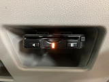 ETC車載器を装備。高速道路の料金所などをスムーズに通過出来ます♪