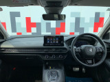 インパネ全体:視界が開けて前が見やすい設計です!安全に運転できます!