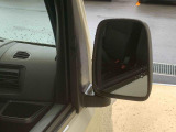 WEB掲載時にはお車に付いている装備と、様々な写真をたくさん載せるように心がけております。1台1台特徴をとらえたキャッチコメントを掲載しています。