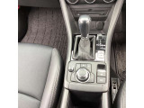 6速オートマチックトランスミッションは、ダイレクト感のある変速が特徴です。 / The 6-speed automatic transmission is characterized by a direct feeling when shifting.