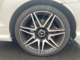 当店のお車をご覧いただきまして誠にありがとうございます。お車についてのご質問やお見積り、ご購入にあたってのご相談などお気軽にお問い合わせ下さい!