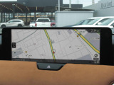 マツダコネクトの12.3インチワイドセンターディスプレイです。『Android Auto』『Apple CarPlay』や独自のコネクテッドサービスに対応したインターフェイスシステムです。