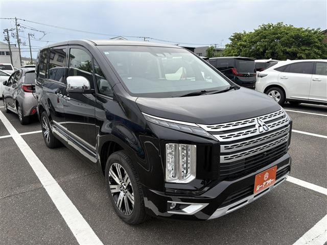 デリカD:5 2.2 P 4WD 禁煙車 社外10インチナビ フルセグTV