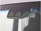 サポカーは、高齢運転者を含めたすべてのドライバーによる交通事故の発生防止・被害軽減対策の一環として、国が推奨する新しい自動車安全コンセプトです。詳しくは販売店スタッフまでおたずねください。