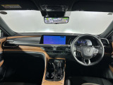 クラウンクロスオーバー 2.5 Z E-Four 4WD 本革シート