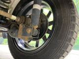 お車を安心してお乗りいただく為には、足回りの定期点検が欠かせません。サービスサポート(有償保証)では無料点検もご提供しており、安心のカーライフをお過ごしいただけるサポート体制が整っています。
