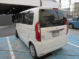 全長339cm、幅147cm、高さ179cmのお車になります。